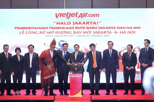 Thủ tướng Phạm Minh Chính dự Lễ công bố mở đường bay thẳng Jakarta-Hà Nội của Vietjet